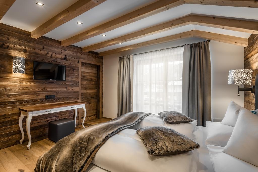 Liondes Chalets St. Vigil Exterior foto